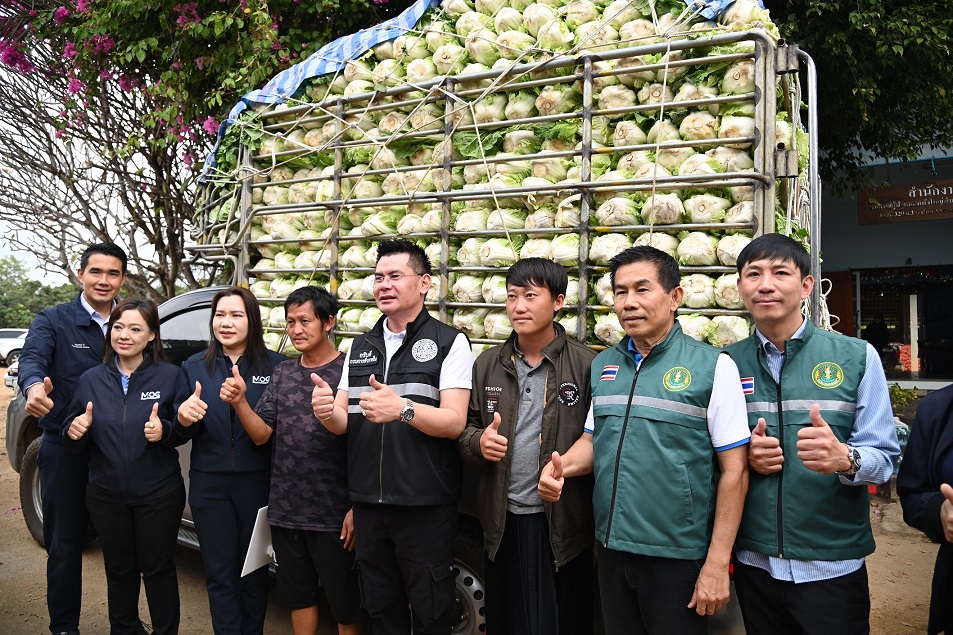 ลุยมาตรการเชิงรุก จัดกิจกรรมเชื่อมโยงพืชสามหัว ทำสัญญารับซื้อ 23,300 ตัน