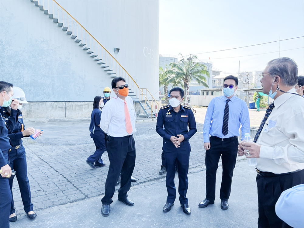 รองอธิบดีลงพื้นที่ศึกษาการบริหารปาล์มน้ำมัน