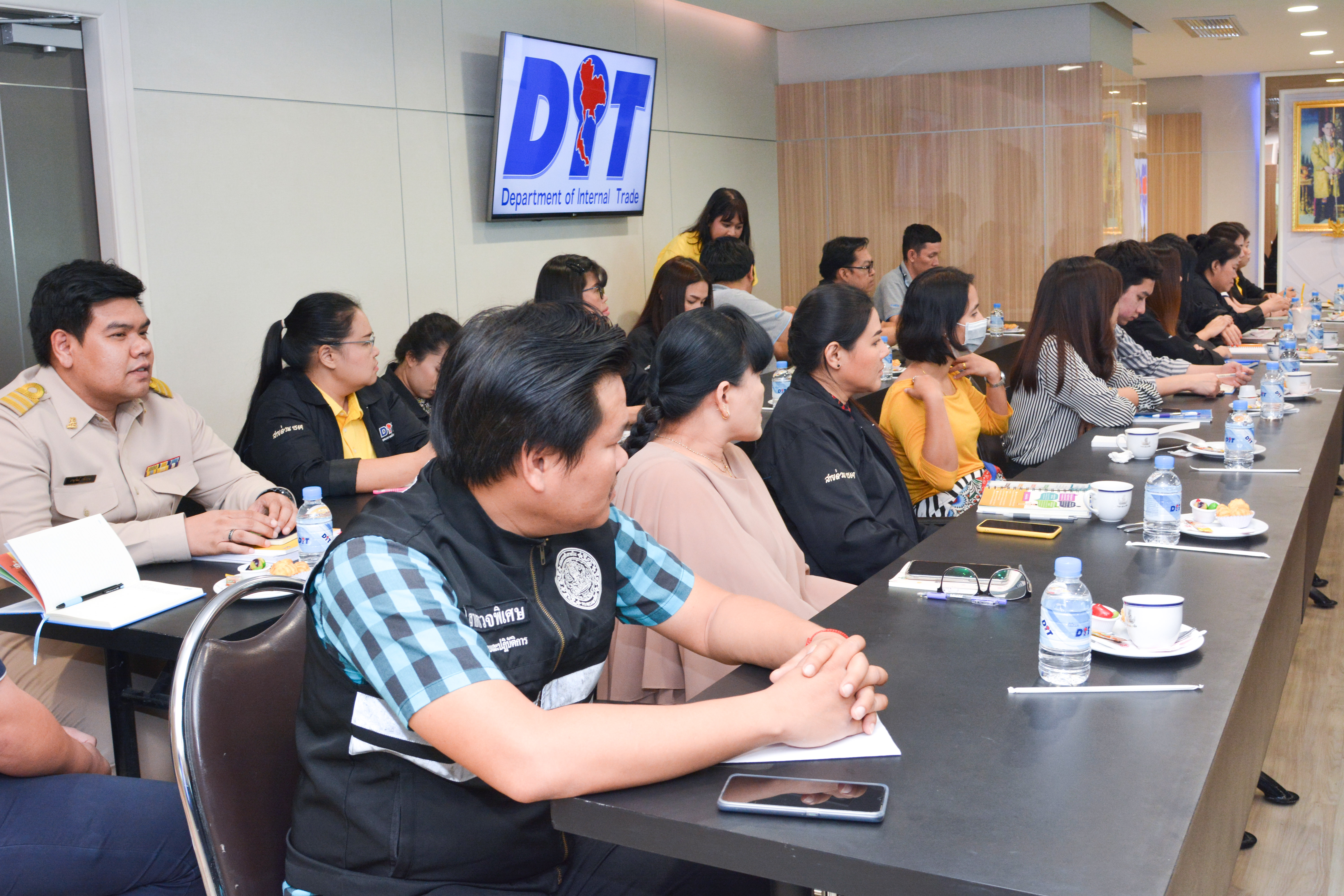 การประชุมการตรวจสอบตามพระราชบัญญัติว่าด้วยราคาสินค้าและบริการ