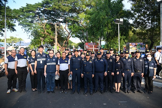 พาณิชย์ และบก.ปคบ. บูรณาการลงพื้นที่ตรวจสอบเข้ม  ราคาจำหน่ายสินค้าอุปโภคบริโภคในงานกาชาดประจำปี 2567