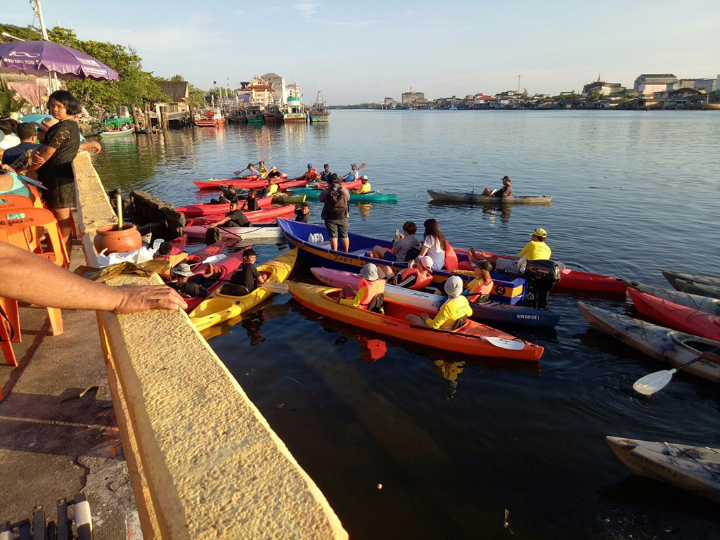 45562_ริมน้ำ.jpg