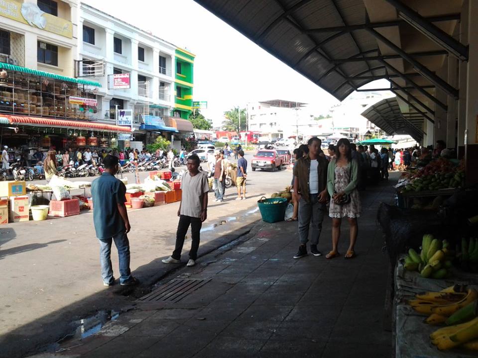 44357_ด้านข้างตลาด.jpg
