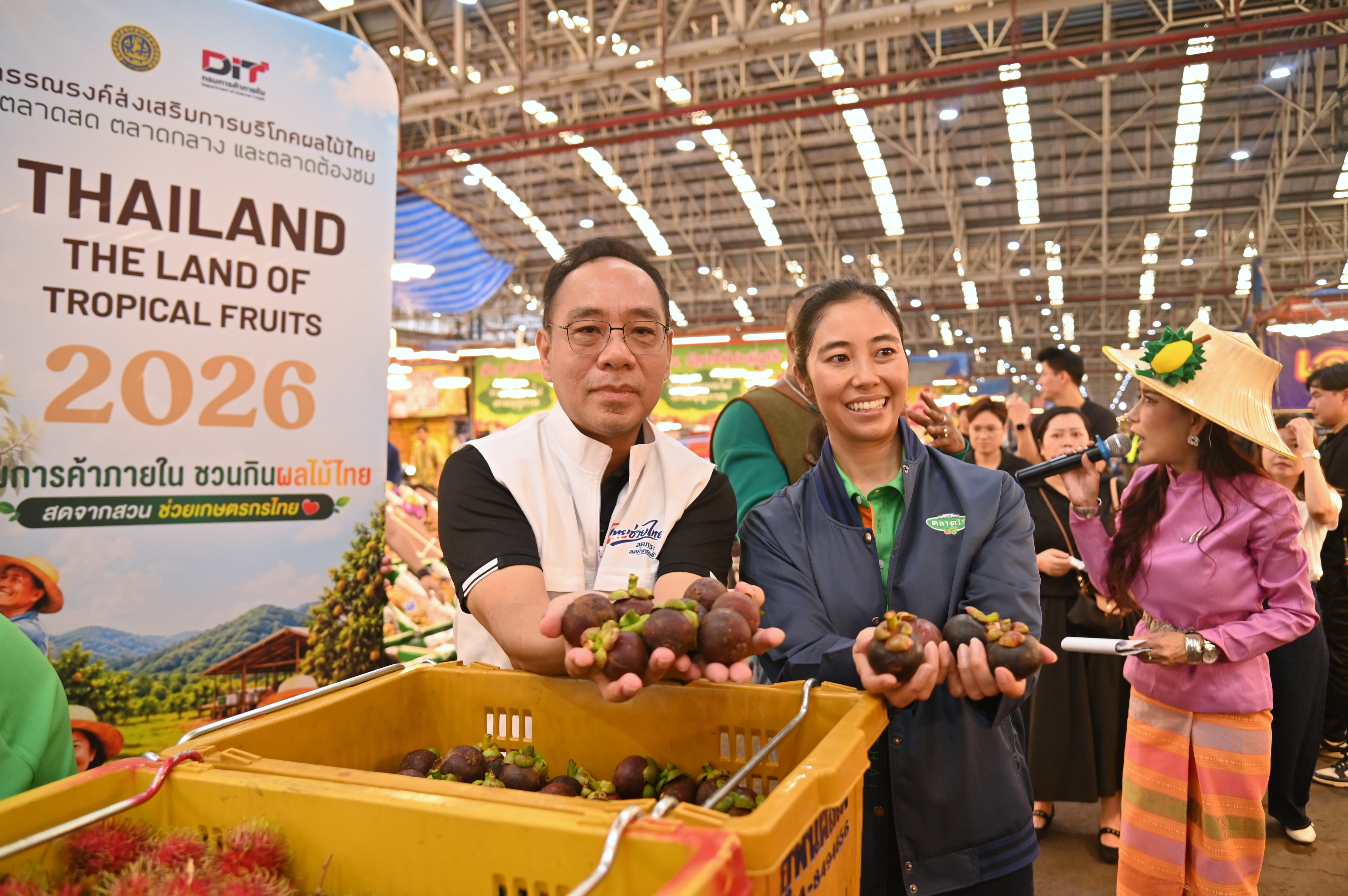 ข่าวเลขที่ 158/2569 พาณิชย์ลุยบริหารจัดการผลไม้ปี 69 ดึงตลาดกลาง–ตลาดสดทั่วประเทศดูดซับผลผลิต หนุนรายได้เกษตรกร (6 มิถุนายน 2569)
