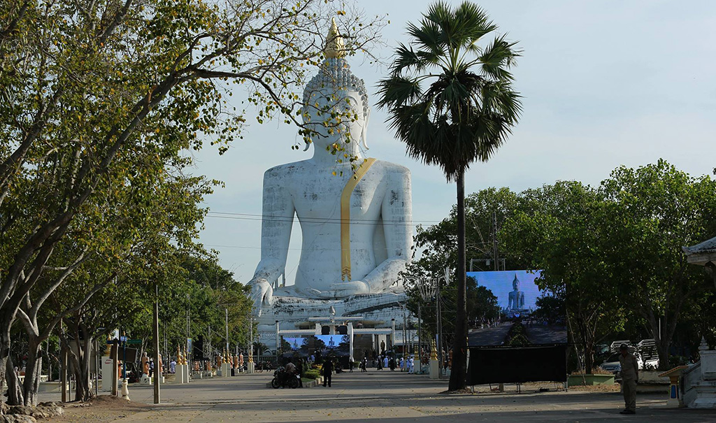 45517_พระพุทธรูปองค์ใหญ่.jpg