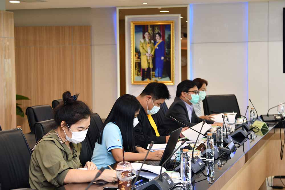 รองอธิบดีประชุมคณะทำงาน ขับเคลื่อนการส่งออกผลไม้
