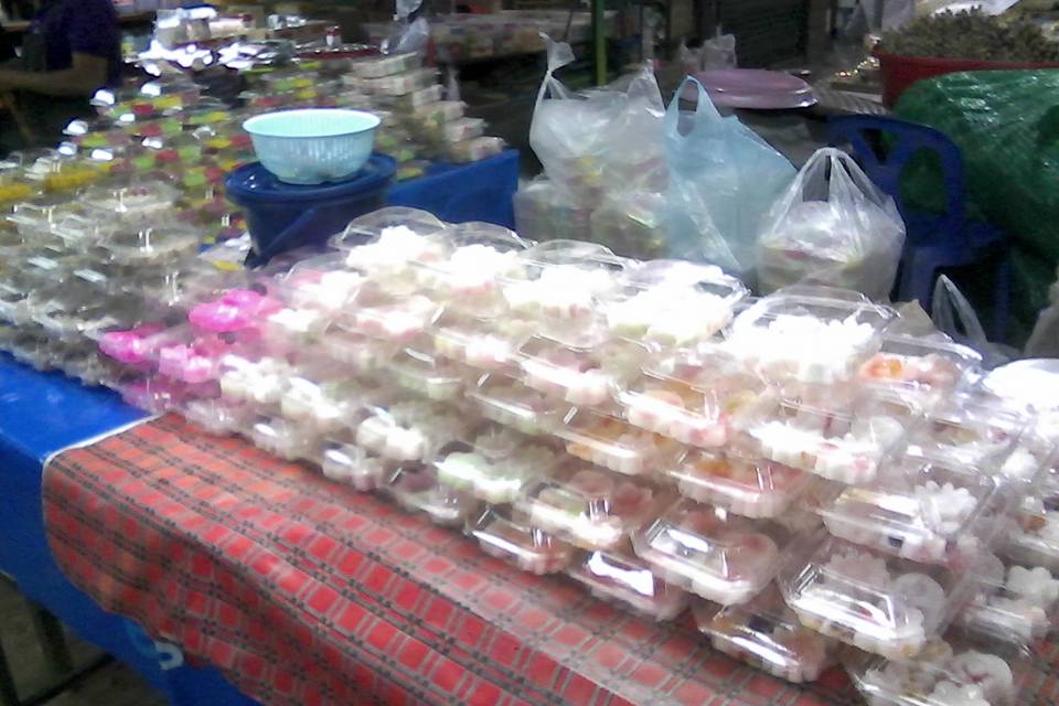 33560_แผงค้า ขนมหวาน.jpg