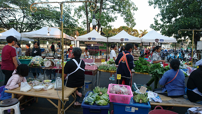 45201_ภาพรวมร้านค้า.jpg