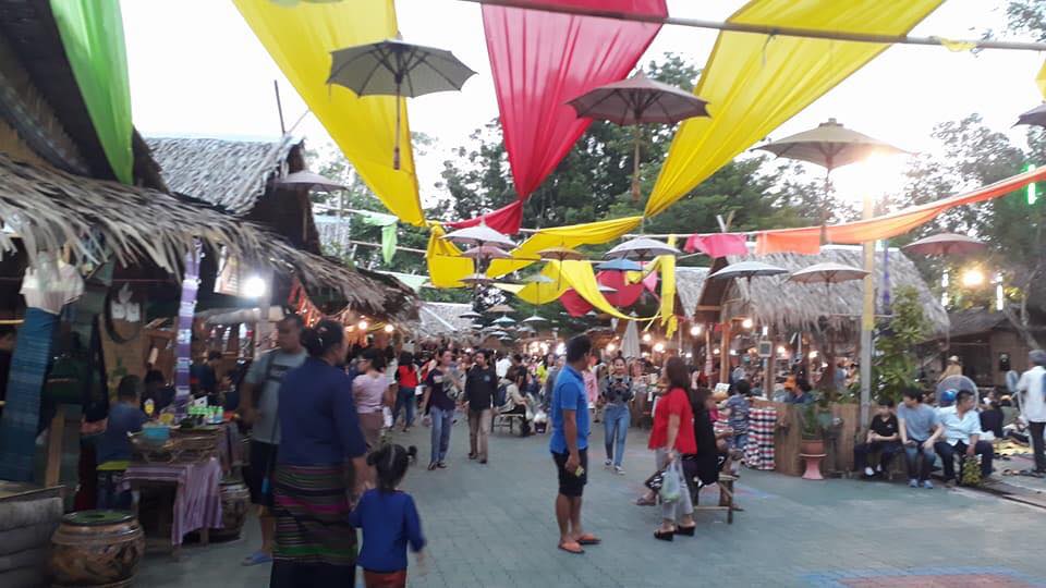 57273_บริเวณตลาด.jpg