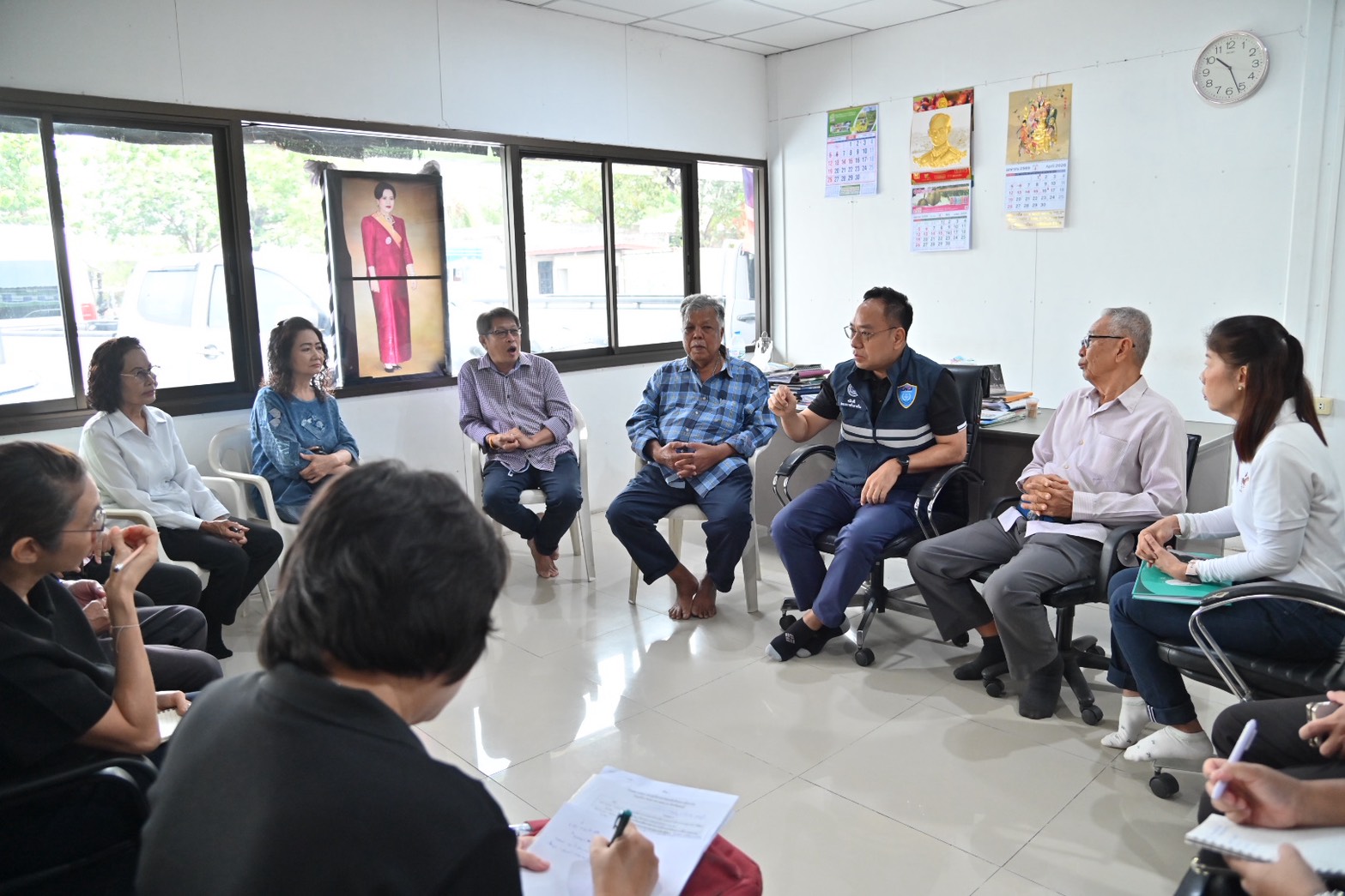 ข่าวเลขที่ 129/2569 “ค้าภายใน” ลงพื้นที่พบเกษตรกรปาล์ม ย้ำส่งออกยังคล่องตัว ดันใช้ B20 เพิ่ม โรงสกัดต้องให้ราคาเพิ่มตามคุณภาพ ไม่มีติดคิว หนุนราคาปาล์มขยับ เกษตรกรมั่นใจสถานการณ์คลี่คลาย (2 พฤษภาคม )
