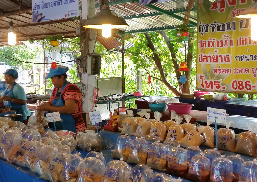 22434_แผงค้า ปลา.jpg
