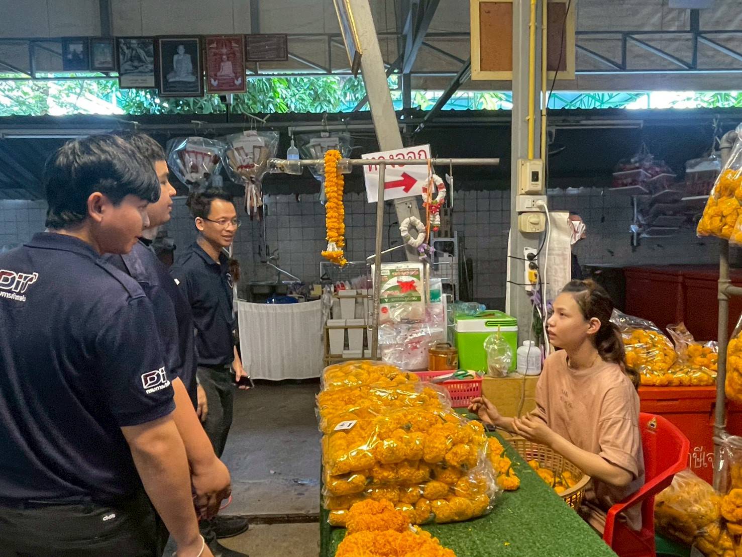 ข่าวเลขที่ 26/2568 DIT ลงพื้นที่ตรวจสอบราคาสินค้าช่วงเทศกาลลอยกระทง ย้ำดูแลราคายุติธรรม พร้อมแนะประชาชนเปรียบเทียบราคาก่อนซื้อ (5 พฤศจิกายน 2568)