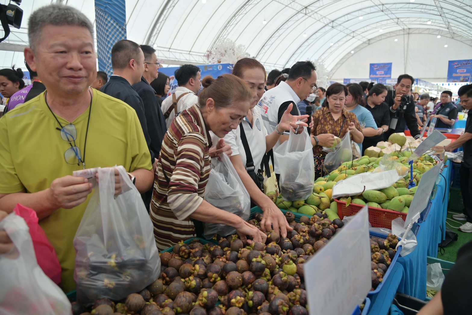 DIT ยกทัพสินค้าลดกว่า 60 % จัดงาน"ไทยช่วยไทยลดค่าครองชีพ อุดรรานี"