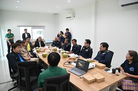 กรมการค้าภายใน ร่วมกับคณะกรรมาธิการการพาณิชย์ และทรัพย์สินทางปัญญาสภาผู้แทนราษฎร ติดตามสถานการณ์ราคาสินค้าอุปโภคบริโภคอย่างใกล้ชิด