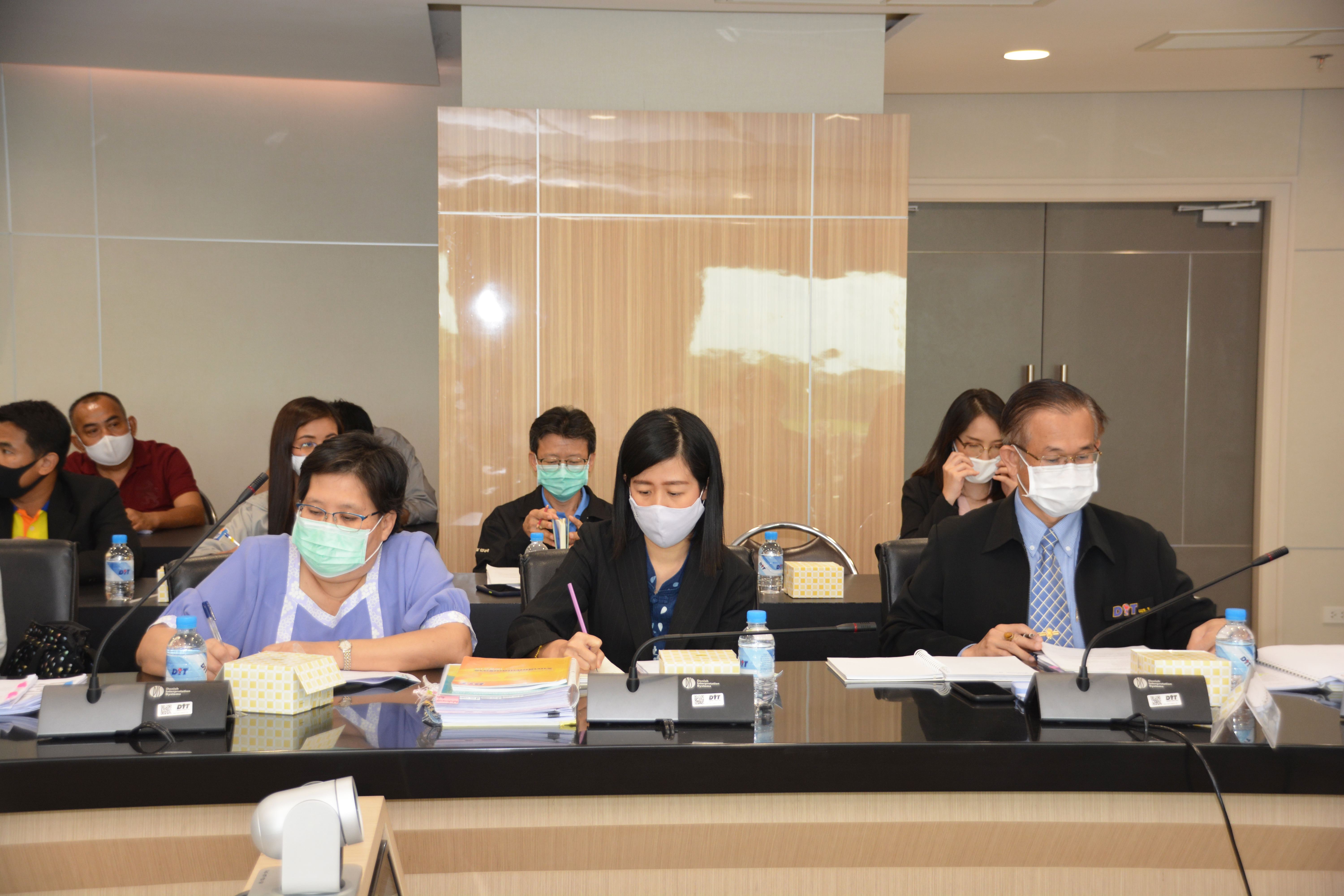 อธิบดีกรมการค้าภายใน เป็นประธานการการประชุมการบริหารจัดการหน้ากากอนามัย