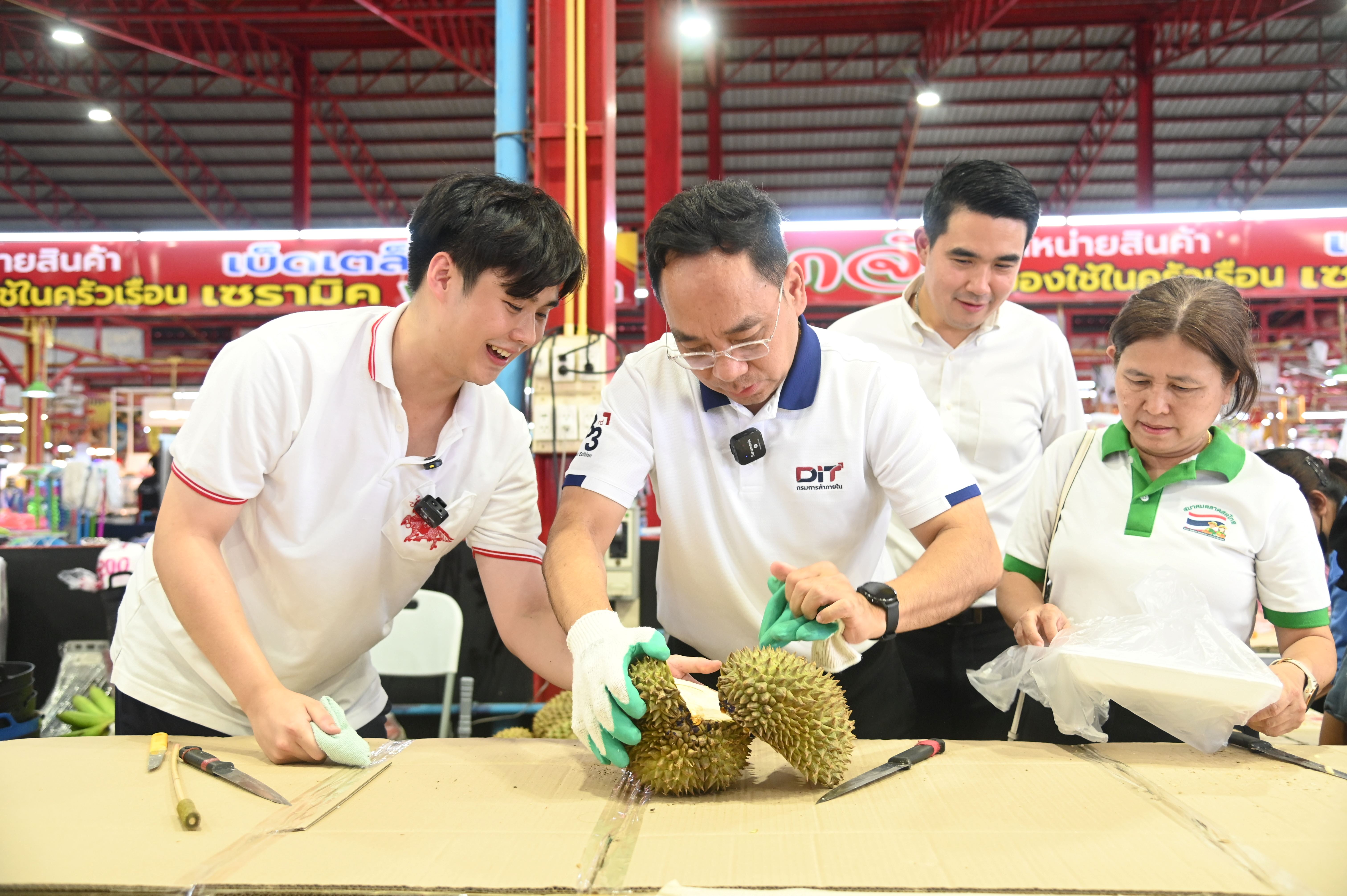 พาณิชย์ ผนึกกำลังตลาดสดจัดกิจกรรม Thai fruits festival 2025 หนุนกระจายผลไม้ไทยจากสวนถึงมือผู้บริโภค