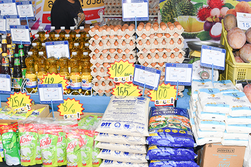 พาณิชย์นำ "มะม่วงแฟนซี" มากระจายผ่านรถโมบาย @ตลิ่งชัน