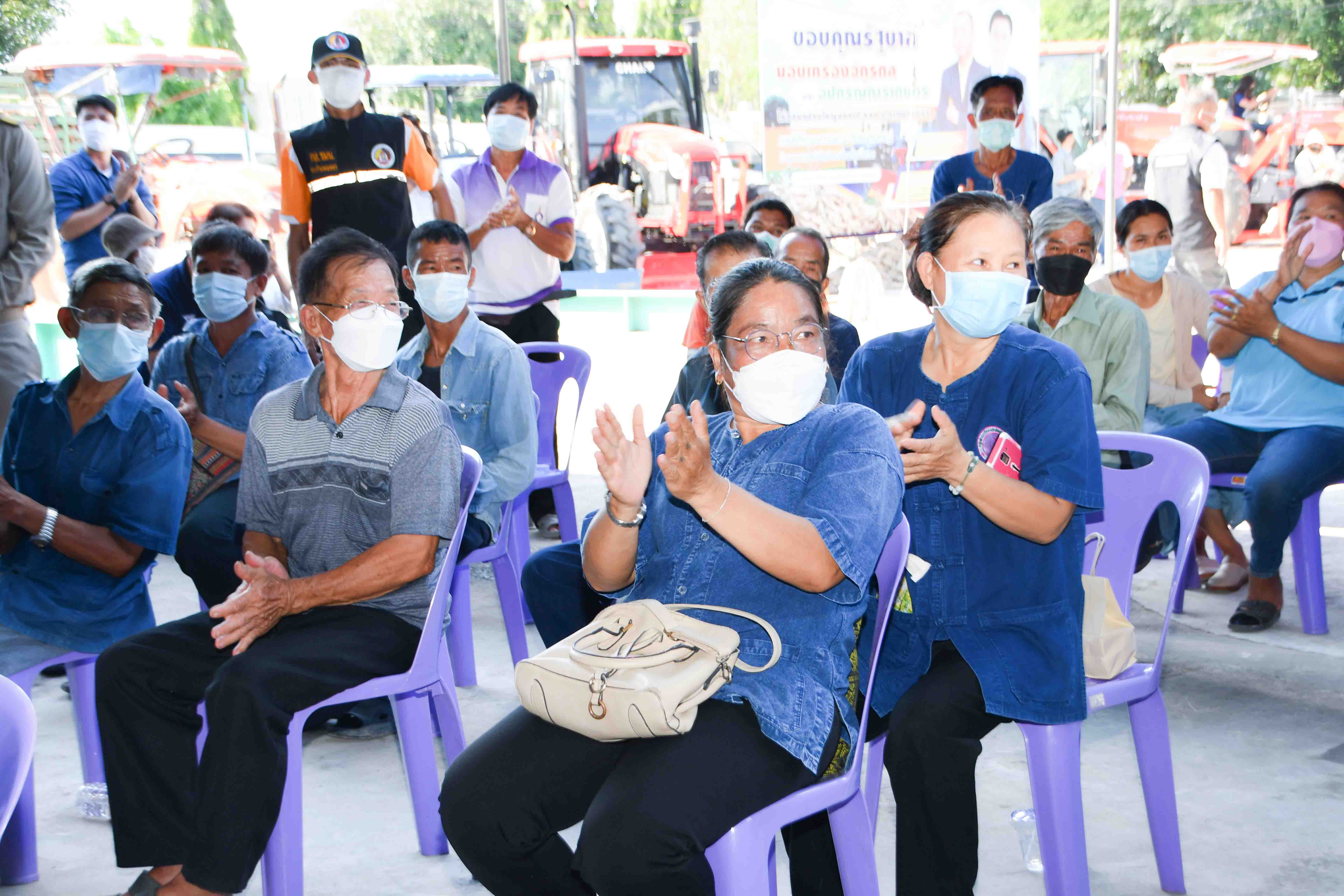 อธิบดีร่วมลงพื้นที่ติดตามโครงการประกันรายได้เกษตรกรผู้ปลูกข้าว มันสำปะหลัง และข้าวโพดเลี้ยงสัตว์