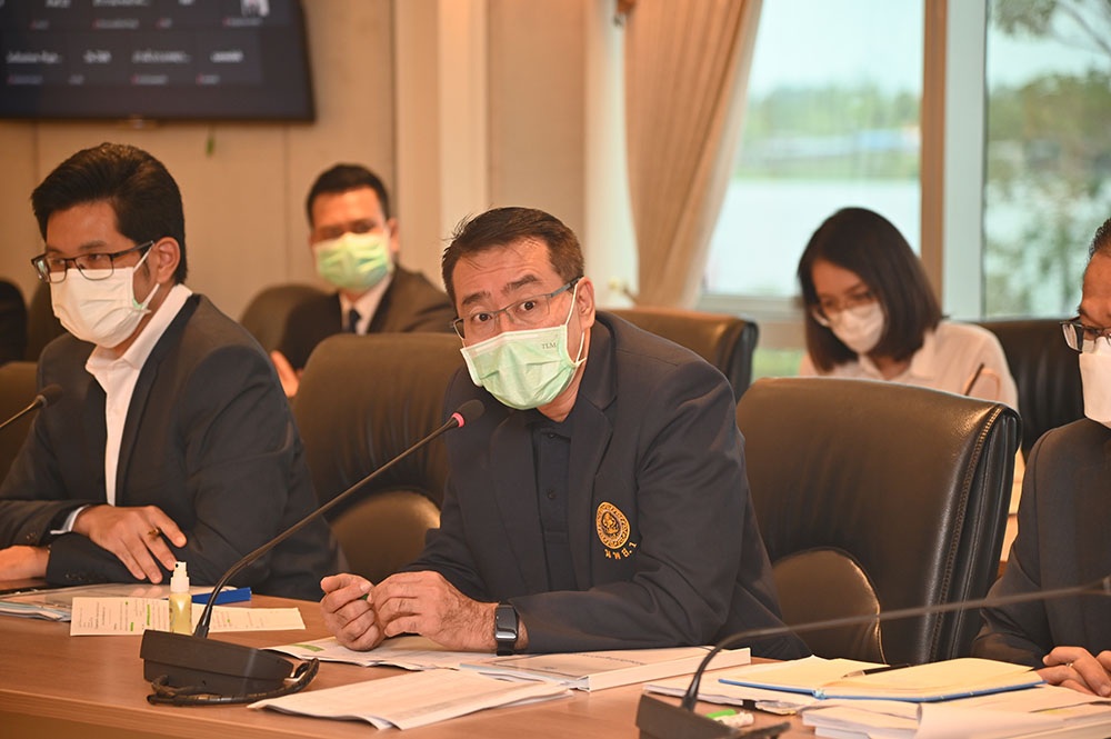 อธิบดีเข้าร่วมประชุม กกร. หารือประเด็น Antigen Test Kit