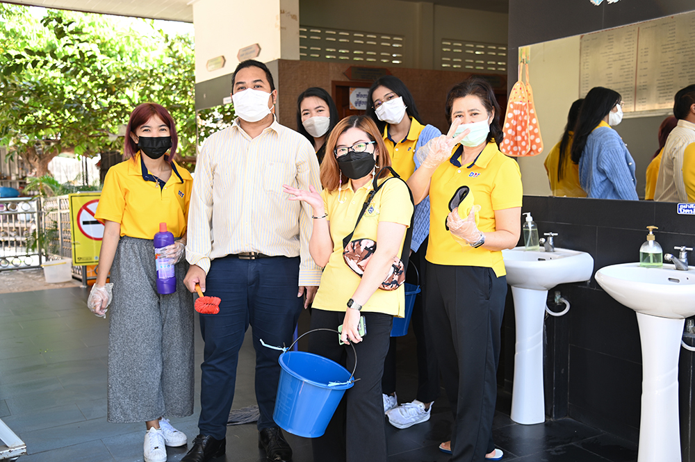  กิจกรรมจิตอาสาพระราชทาน "กวาดวัด กวาดใจ"