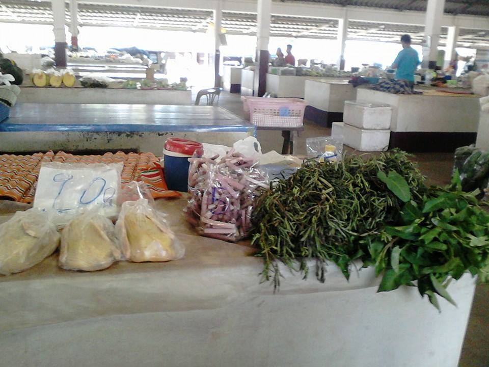 44165_แผงค้า ผัก.jpg