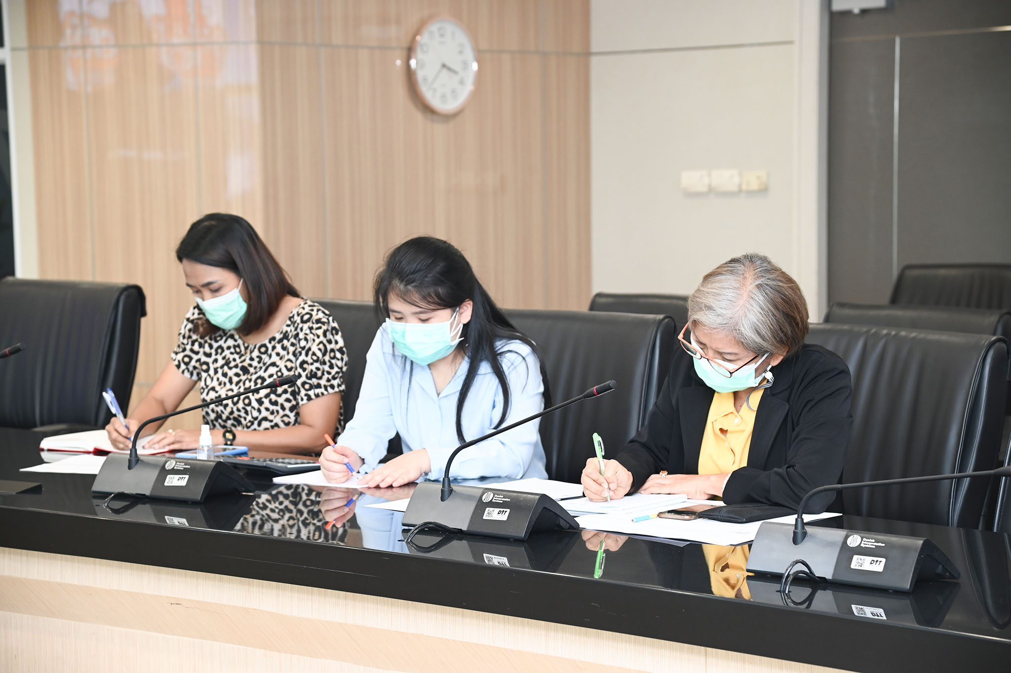 พาณิชย์หารือ สถานการณ์ราคาข้าวสารบรรจุถุง