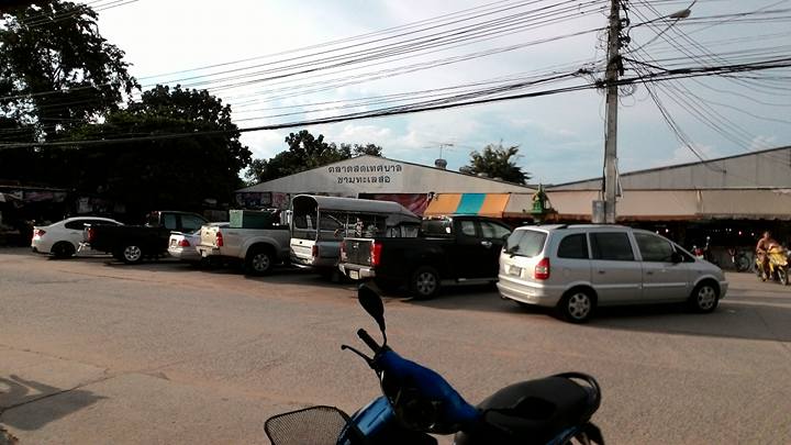 710_บริเวณหน้าตลาด.jpg