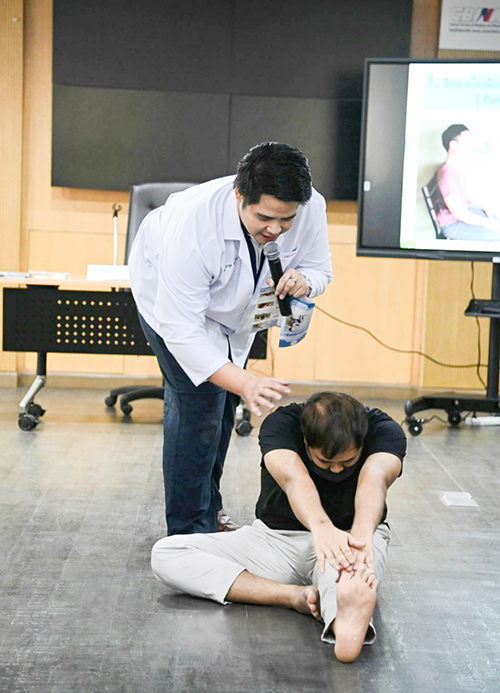 โรงเรียนวันเสาร์ นวดกดจุด ลดปัญหา Office Syndrome