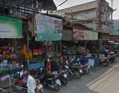 44739_ร้านค้าด้านหน้าตลาด.JPG