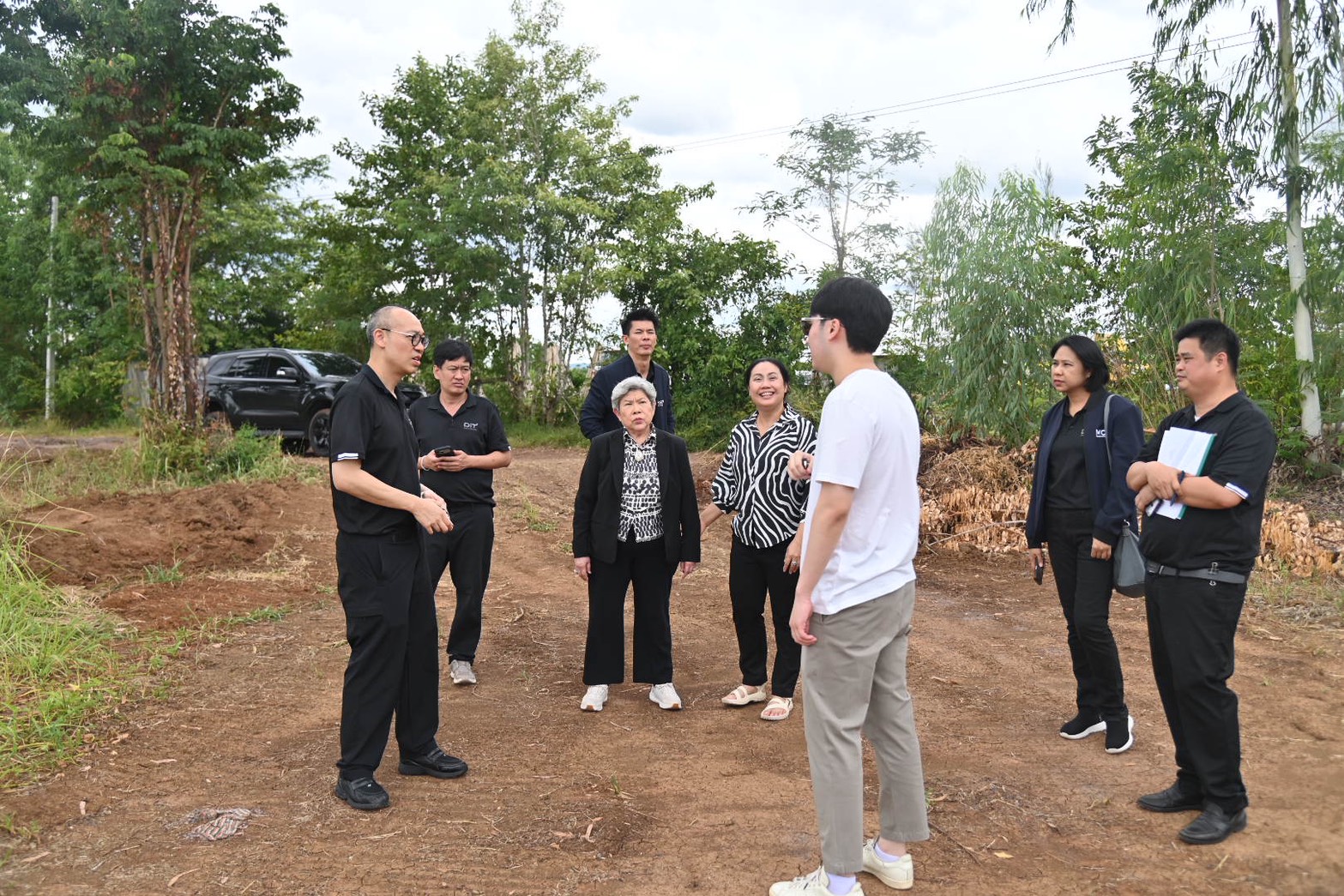 DIT ลงพื้นที่เพาะปลูกกล้วยหอมทองและส้มโอ เพื่อตรวจสอบความพร้อม ของผู้ประกอบการและเกษตรกร