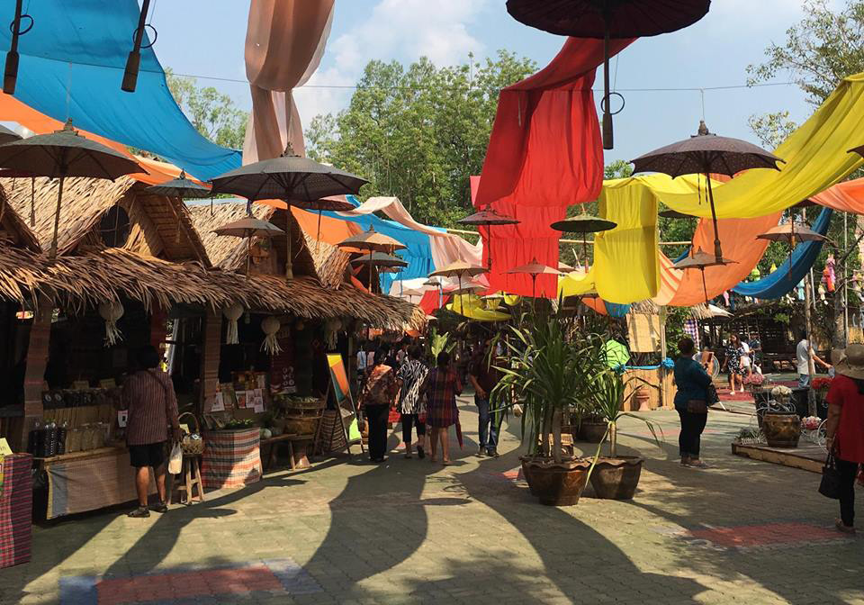 57270_บริเวณตลาด.jpg
