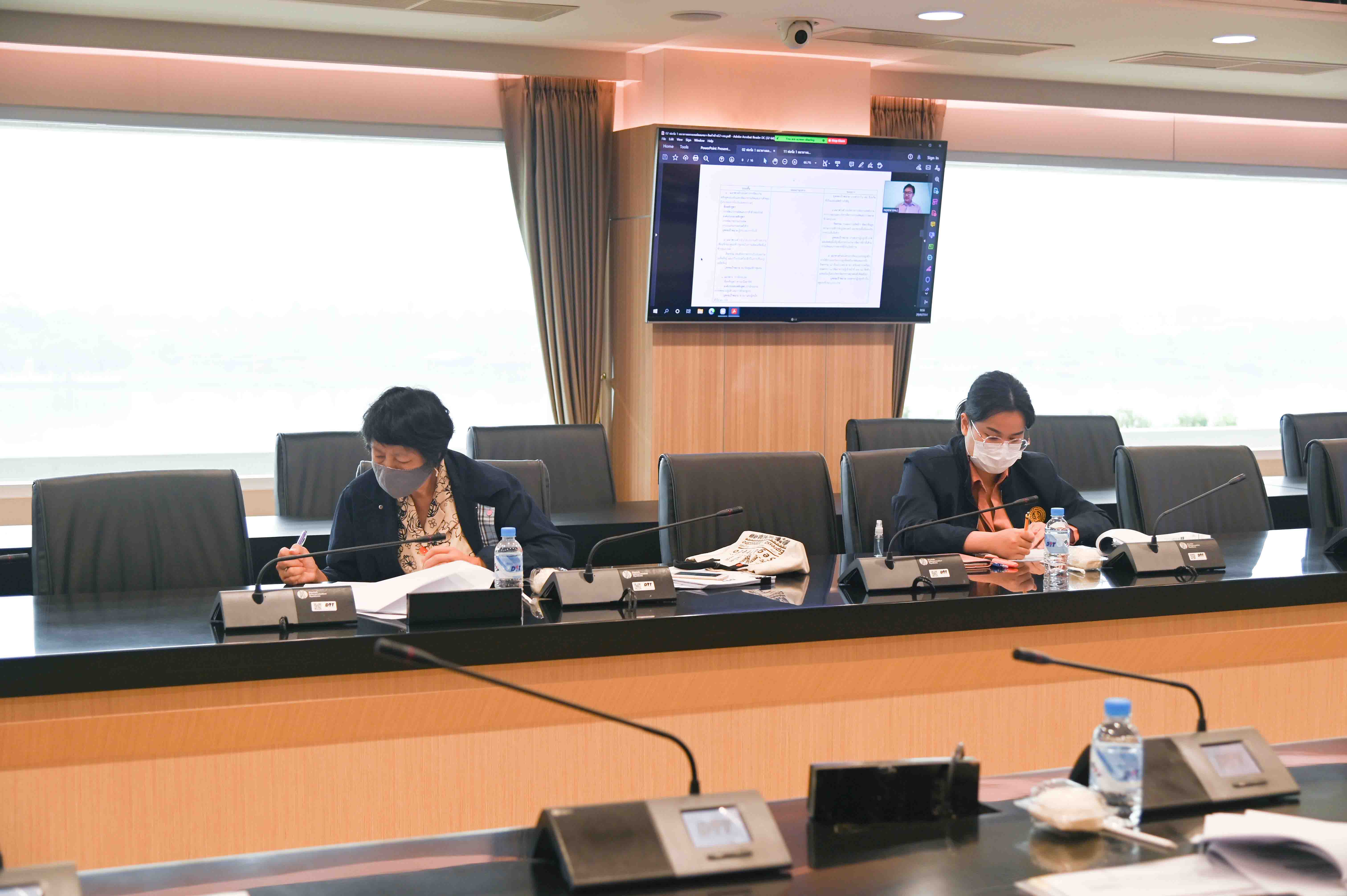 การประชุมคณะทำงานจัดทำแผนปฏิบัติการขับเคลื่อน การพัฒนาคนและผลิตภัณฑ์สินค้าข้าว พืชไร่และพืชสวน ครั้งที่ 2/2564