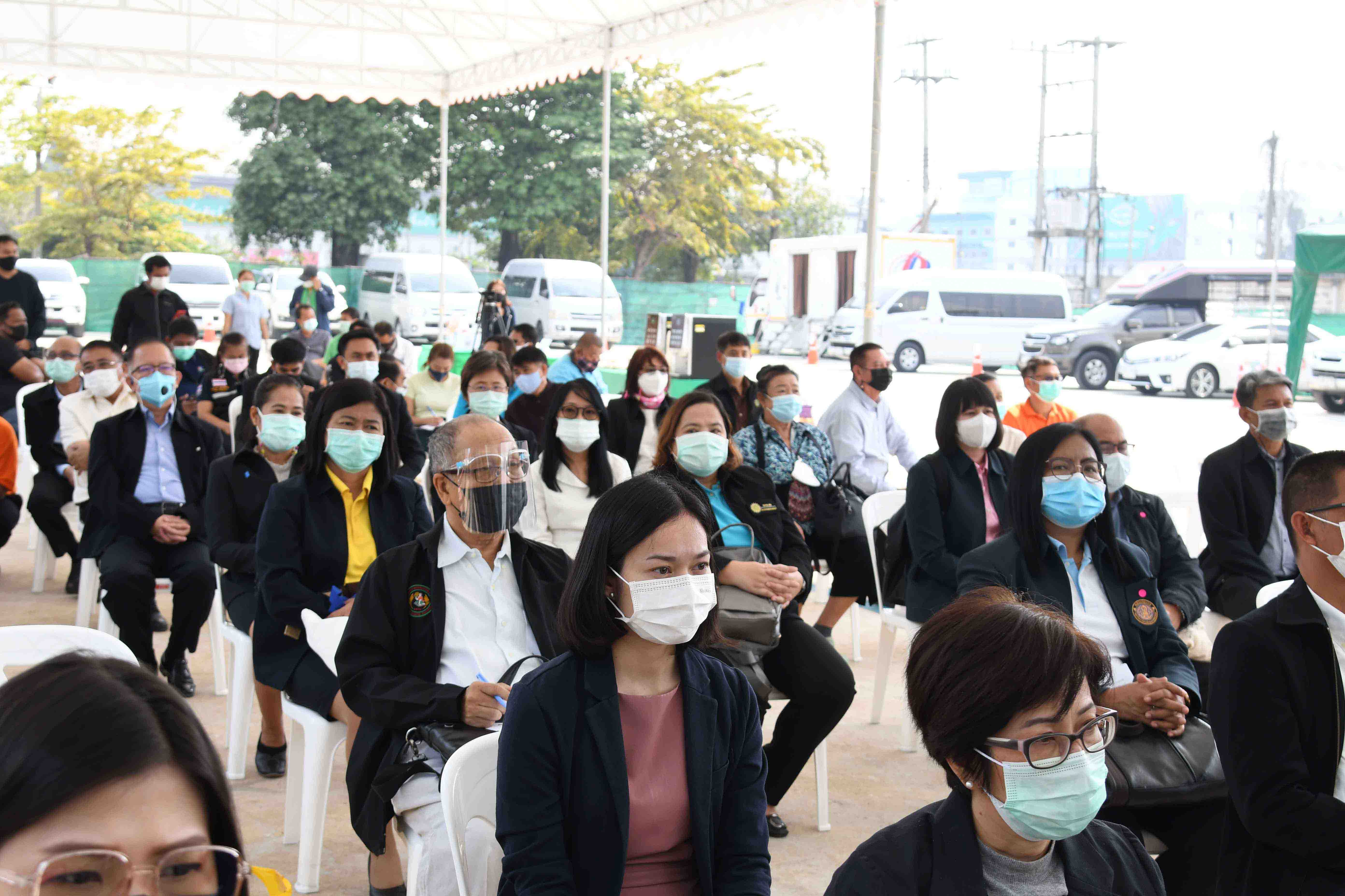 รองอธิบดีร่วมงานแถลงข่าวการจัดงานตลาดประมงปลอดภัย GAP เพื่อเกษตรกรไทย ปลอดภัยถึงผู้บริโภค