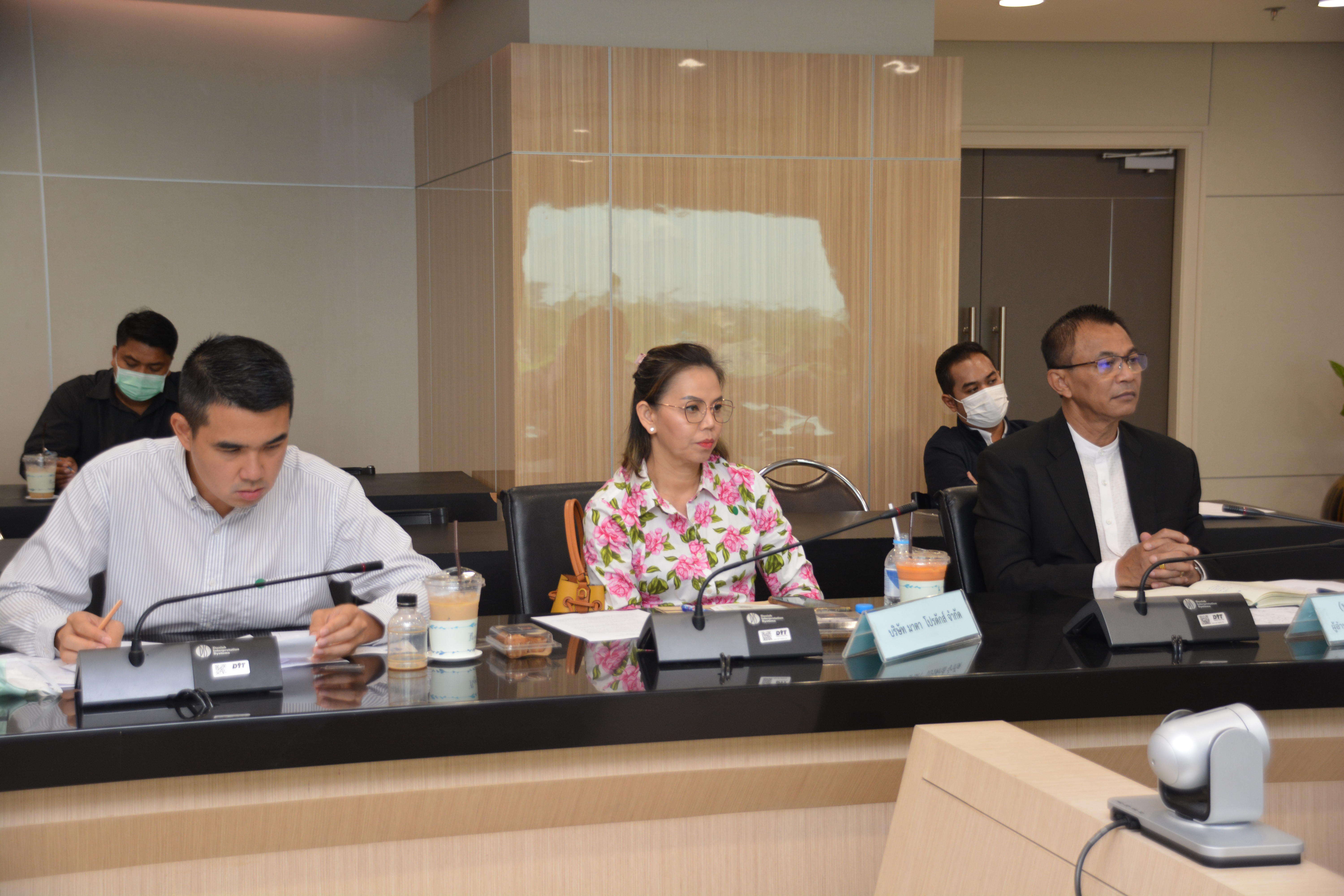 รองอธิบดีประชุมหารือแนวทางการขับเคลื่อนศูนย์ส่งออกผลไม้เบ็ดเสร็จ