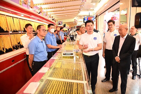 ตรุษจีนเยาวราช คึกคัก  กรมการค้าภายในตรวจสถานการณ์ราคาสินค้าช่วงตรุษจีน