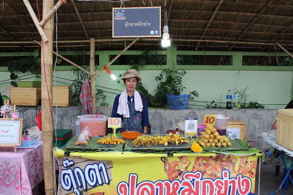 67579_แผงค้าอาหาร.jpg