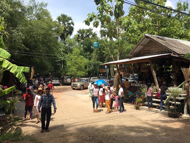 21386_ทางเข้าตลาด 3.jpg