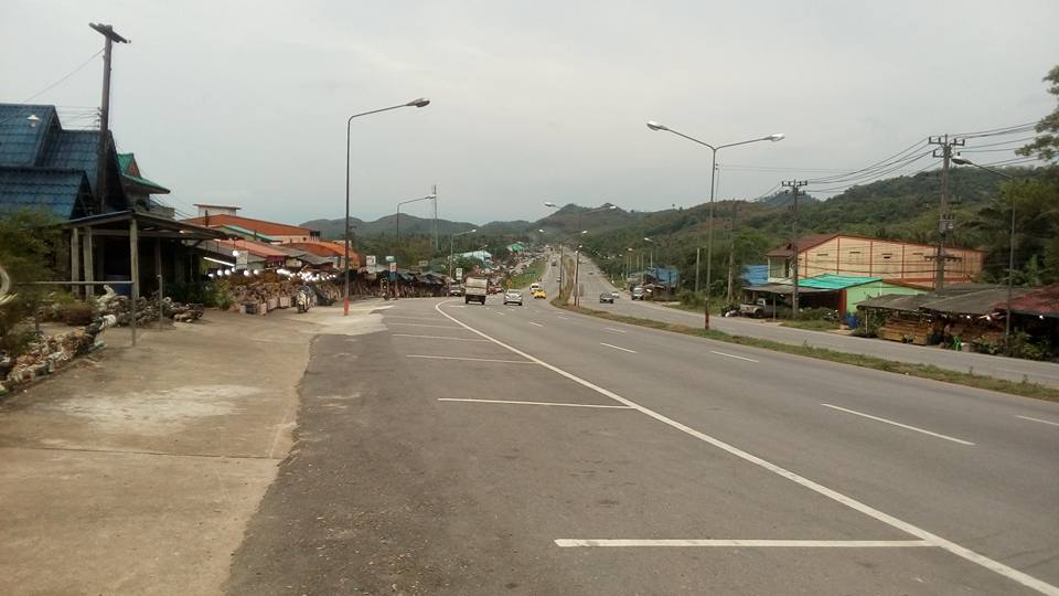 57356_บริเวณตลาด.jpg