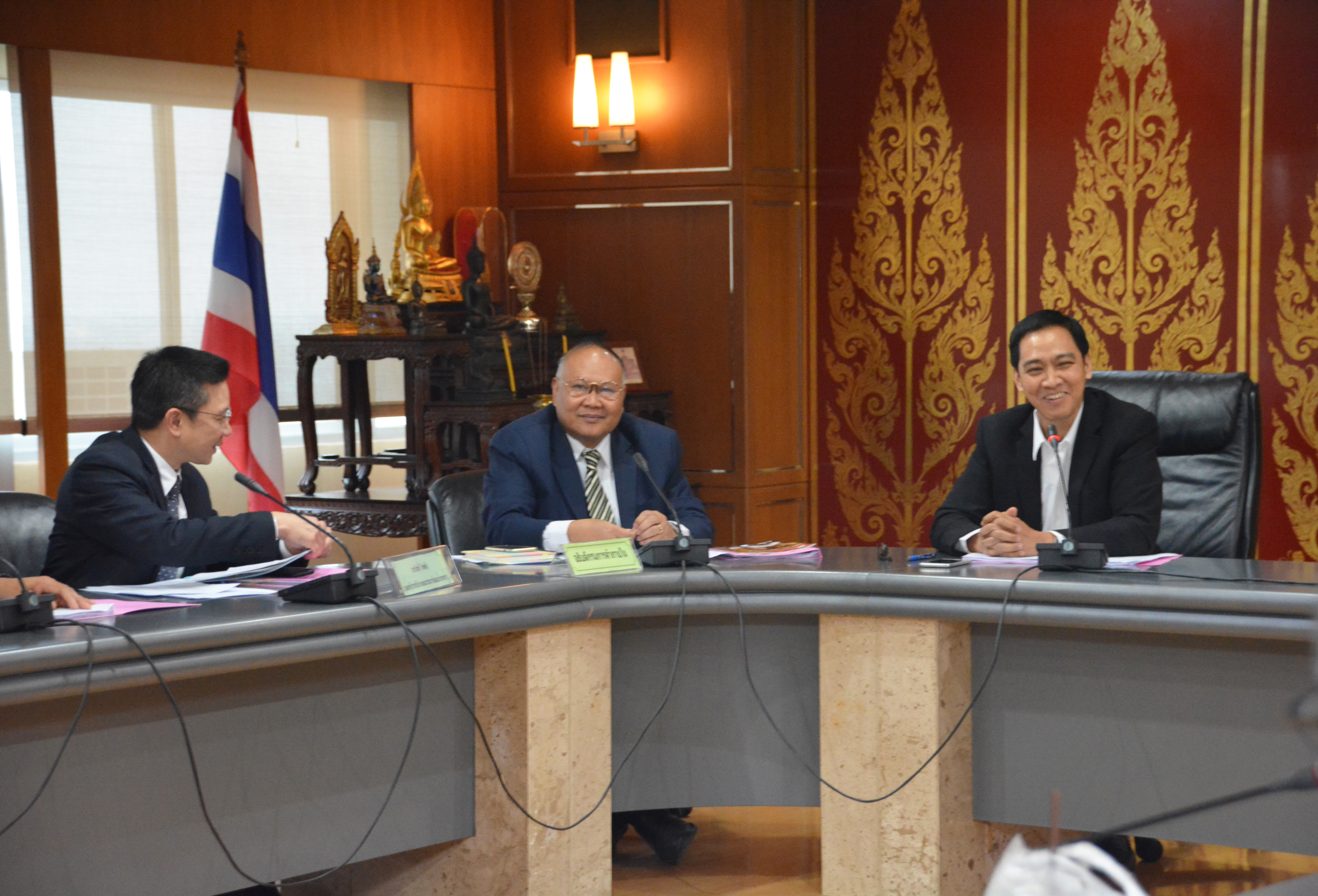 รองอธิบดีกรมการค้าภายในเข้าร่วมการประชุมคณะกรรมการน้ำตาลทราย