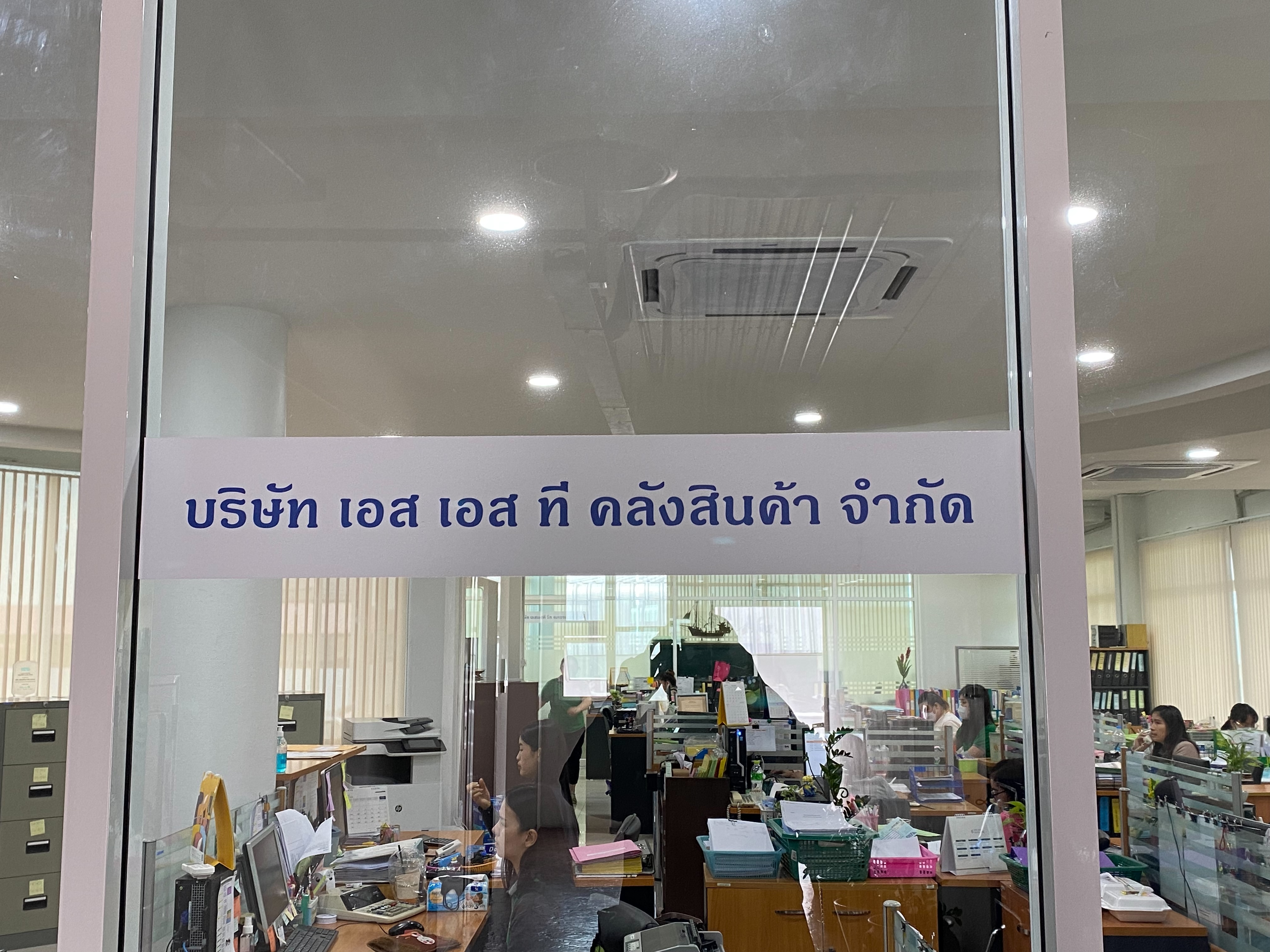 MaOM6bIc55Lj6k4.jpg (1)