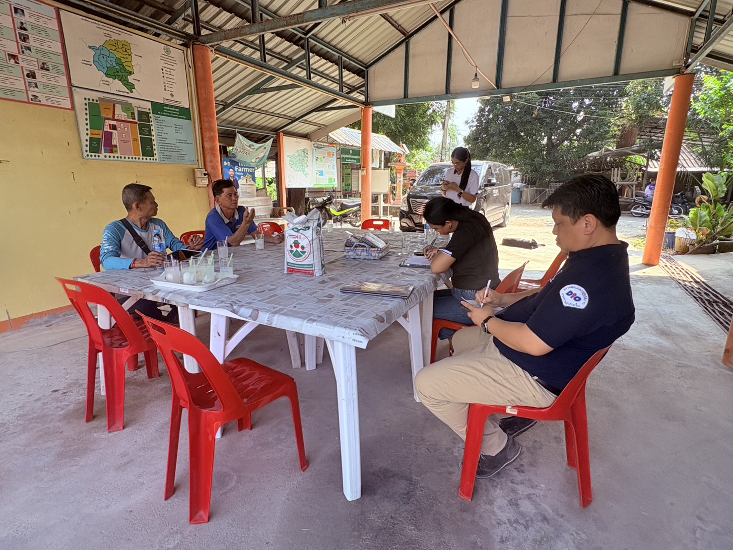 DIT ลงพื้นกลุ่มแปลงใหญ่ข้าว จังหวัดนครปฐม  ผลักดันการทำ "ข้าวประณีต" และการแปรรูปเพิ่มมูลค่าสินค้าเกษตร 