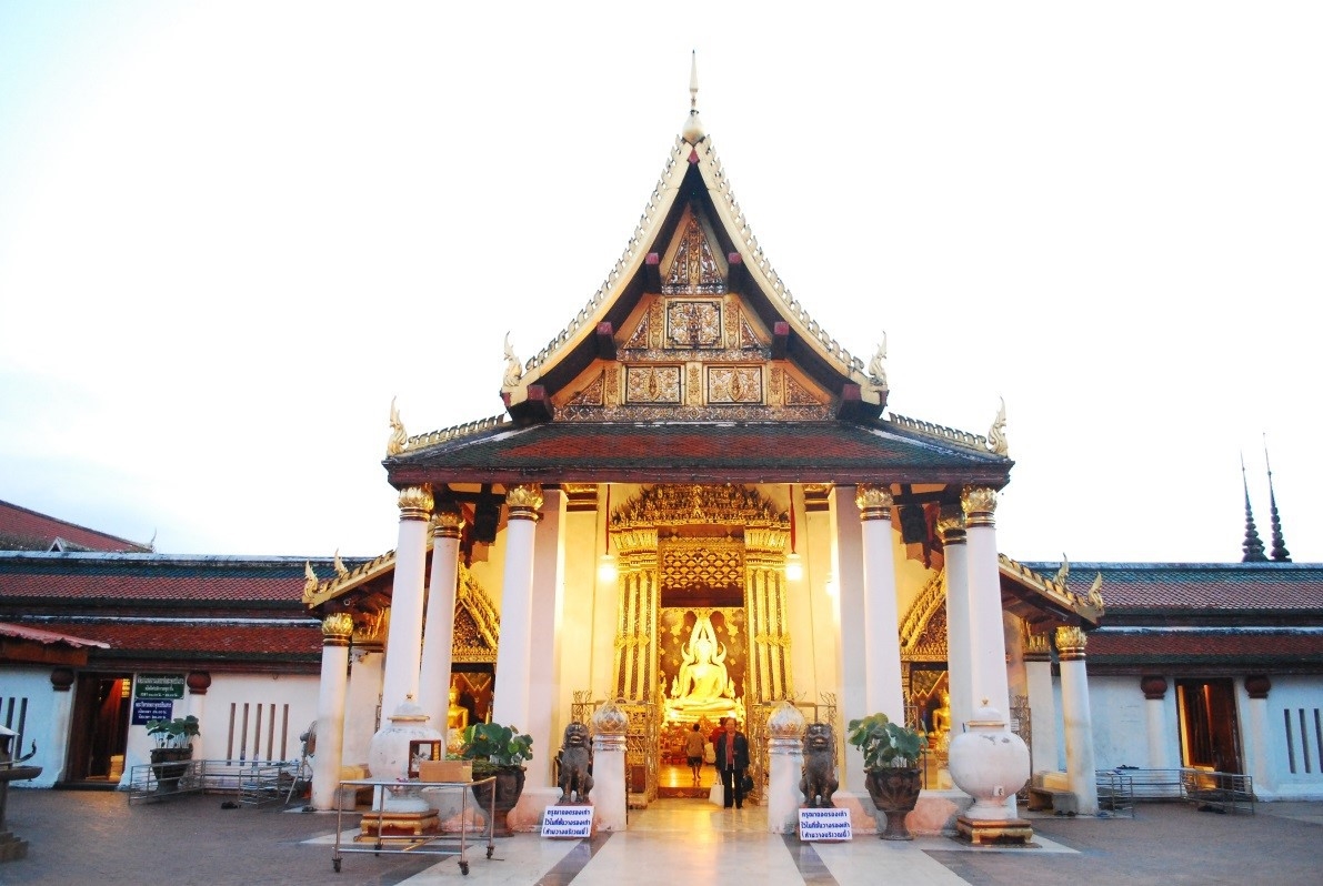 45889_วัดพระศรีมหาธาตุวรมหาวิหาร.jpg