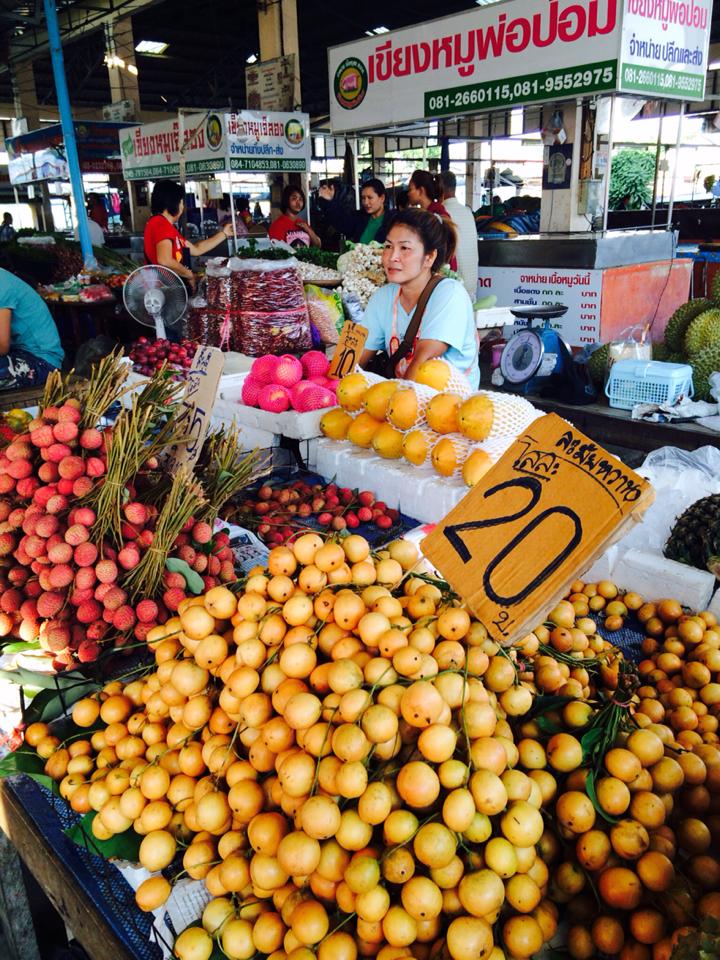 792_สินค้าที่จำหน่ายในตลาด 1.jpg