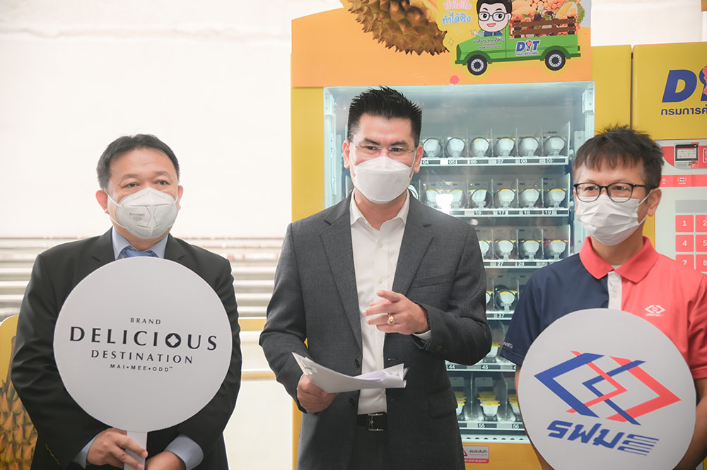 พาณิชย์ kick off การจำหน่ายสินค้าทุเรียนเเปรรูปหมอนทอง 100% เเช่เยือกเเข็ง