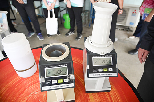 ติดตามสถานการณ์ปริมาณและราคาปุ๋ยเคมี แนะนำช่องทางซื้อปุ๋ย “จับคู่ปุ๋ย ซื้อตรง ถูกเงิน-ถูกใจ” พร้อมตรวจสอบความเป็นธรรมทางการค้าให้เกษตรกร