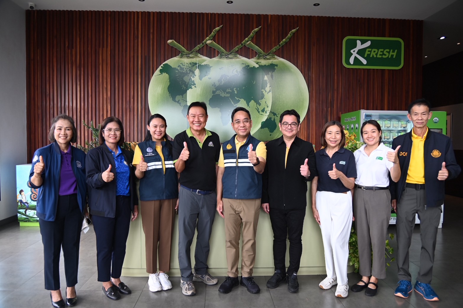 กรมการค้าภายใน หนุน บจ. เค เฟรช เพิ่มมูลค่ามะพร้าวน้ำหอมไทยผ่านนวัตกรรม