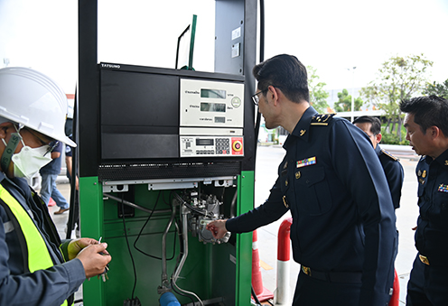 “พาณิชย์เข้ม” ตรวจปั๊มน้ำมันทั่วประเทศ ประชาชนมั่นใจ ช่วงหยุดยาวสงกรานต์ 2567