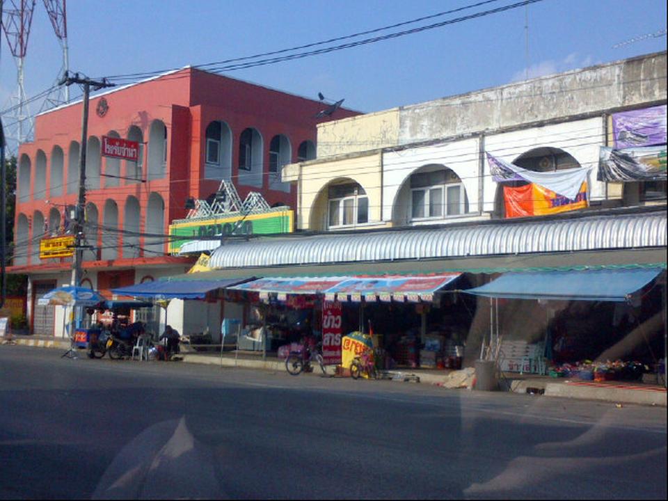 33696_ทางเข้าตลาด.jpg