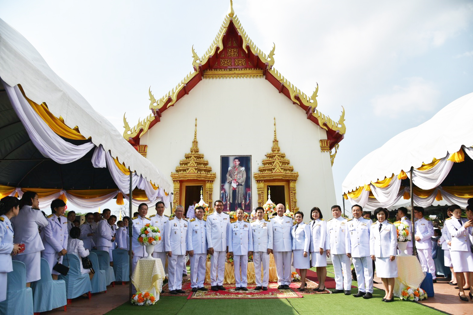 รองอธิบดีเข้าร่วมพิธีถวายผ้าพระกฐินพระราชทานกระทรวงพาณิชย์