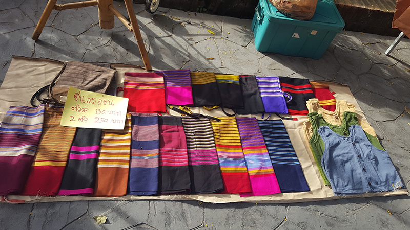 45949_ร้านขายผ้าซิ่นเหนือ.jpg