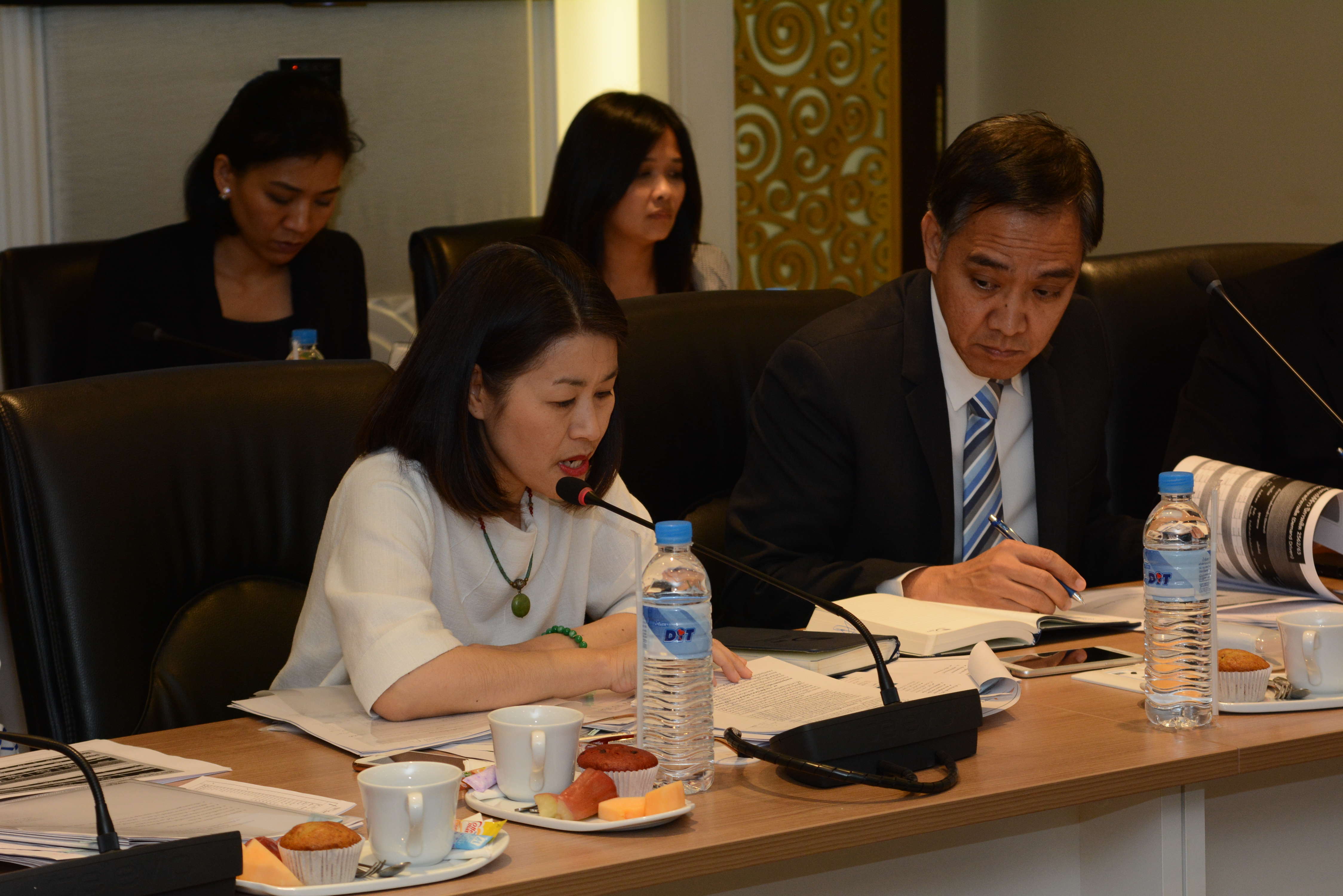 การประชุมหารือประเมินสถานการณ์การผลิตและการตลาดข้าว